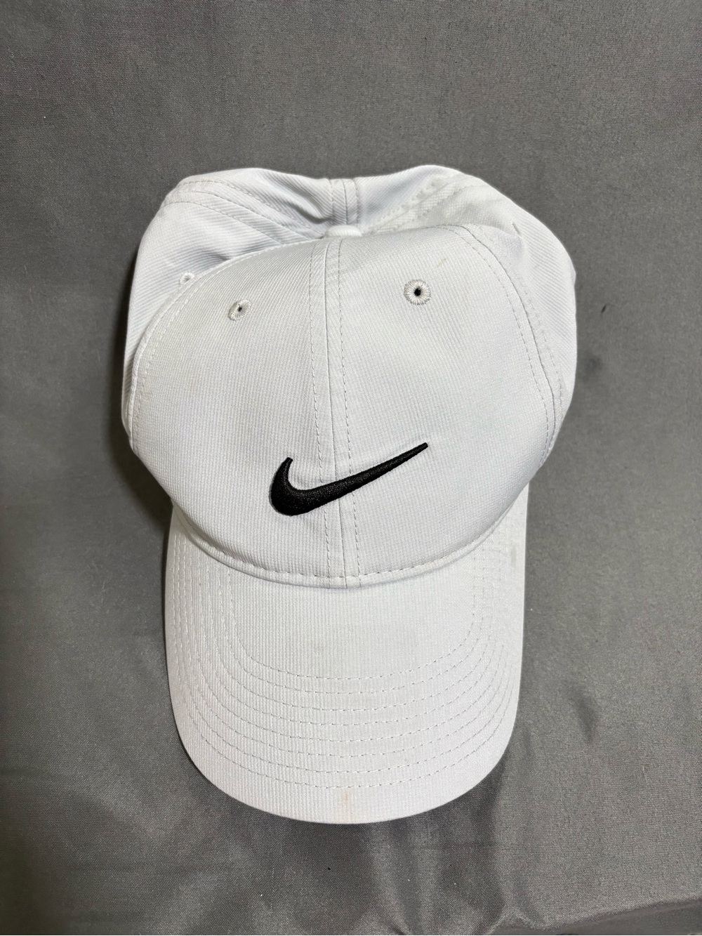 Nike Legacy91 Dri-FIT Golf Hat Adjustable Strapback Baseball Cap White/Gray